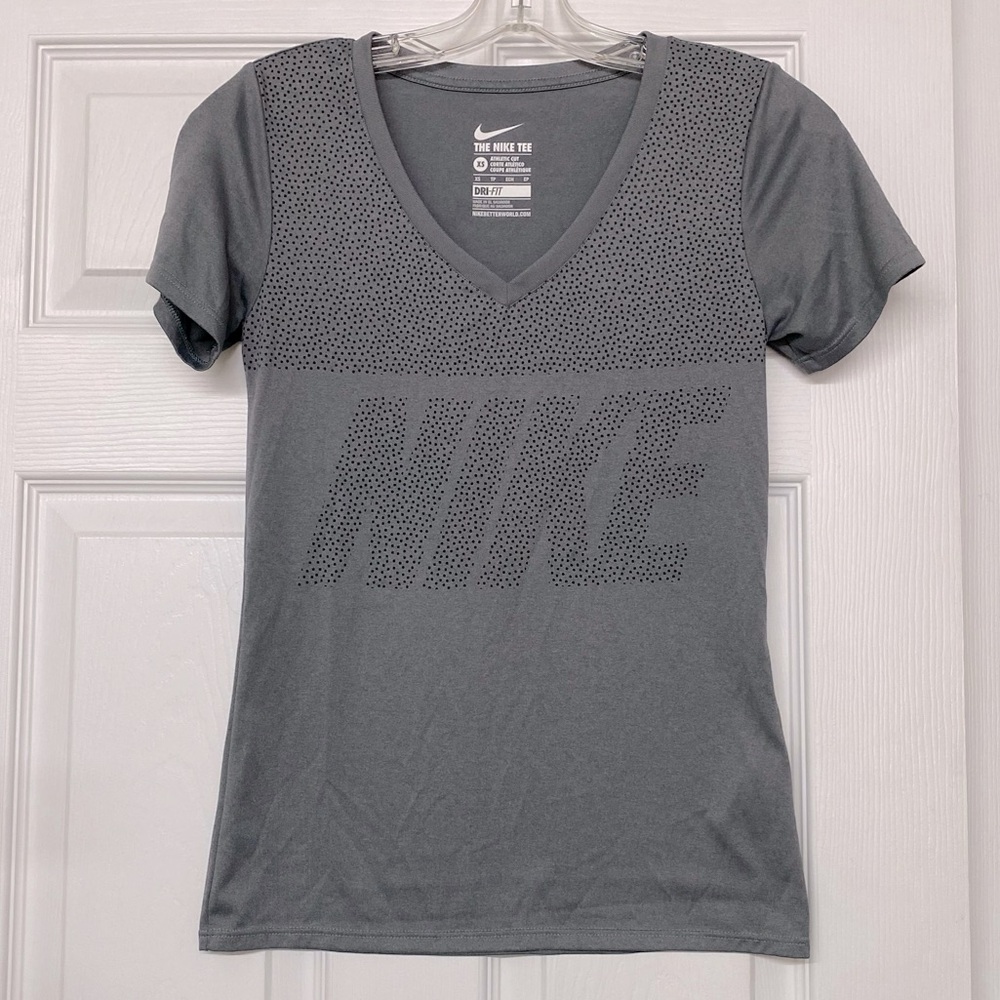 Nike Dri Fit V Neck Gray Spell Out Athletic Cut Short Sleeve Gray Top Sz XS